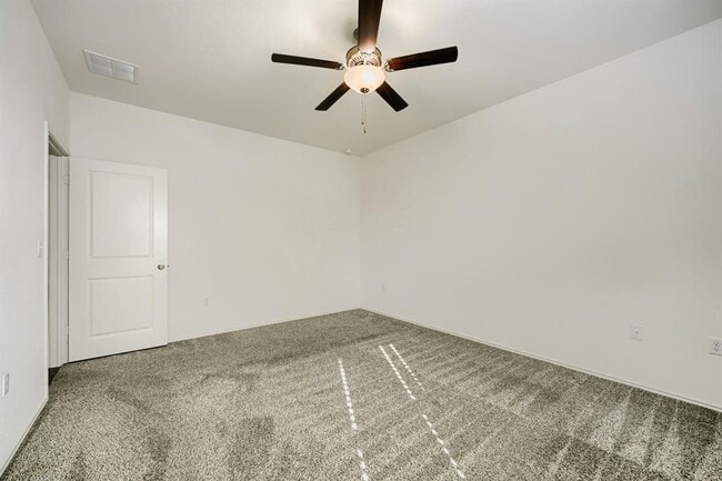 Building Photo - 7001 Tonka Ln