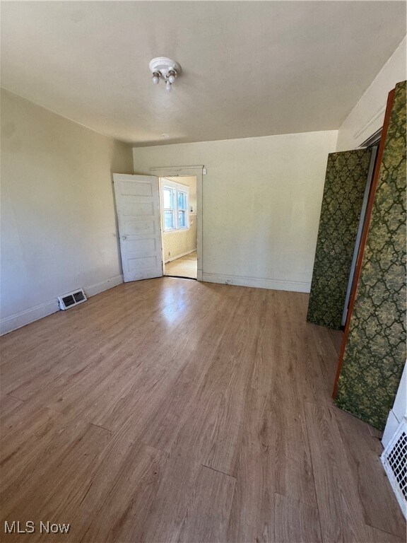 Building Photo - 3660 E 76th St