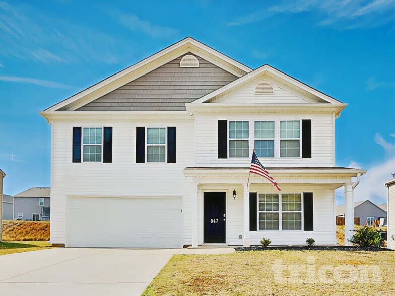 Building Photo - 547 Falls Cottage Run