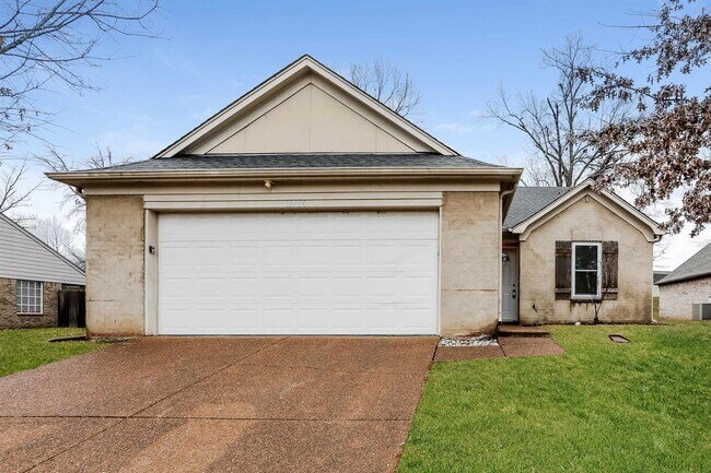 Primary Photo - 10426 Redmond Cir N