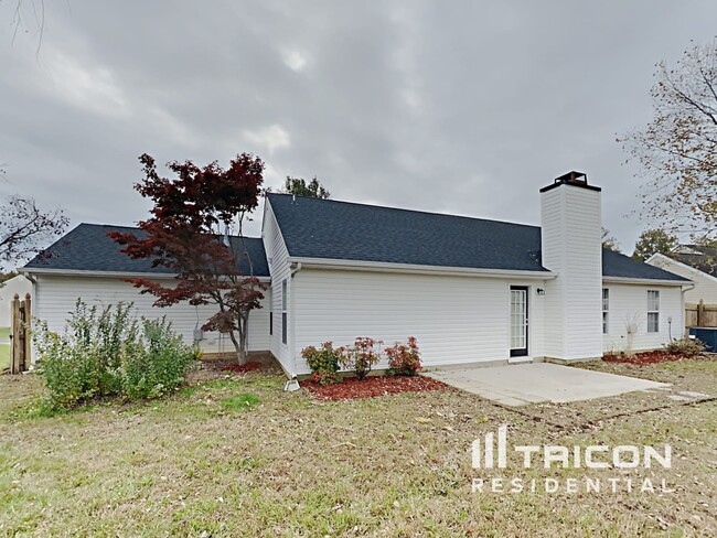 Building Photo - 1807 Bellwick Dr
