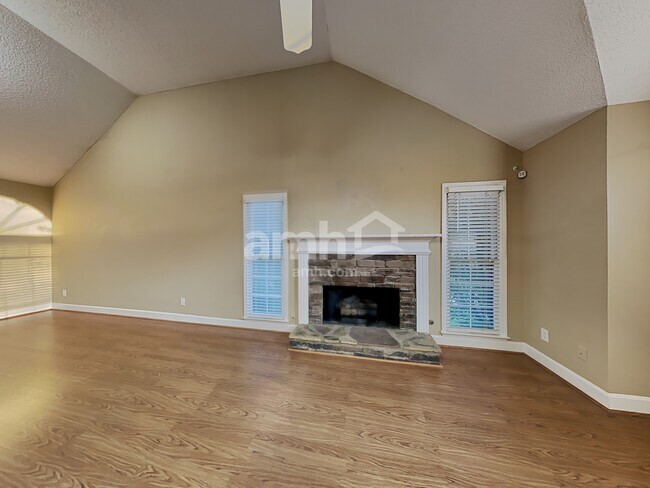 Building Photo - 7810 Wynfield Cir