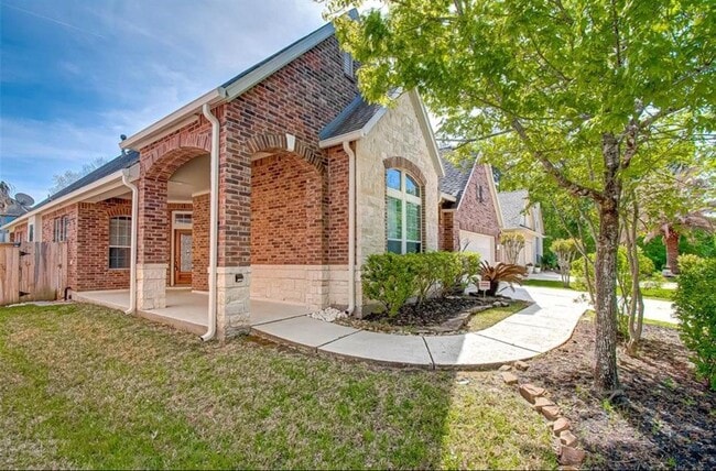 Building Photo - 75 Tapestry Forest Pl