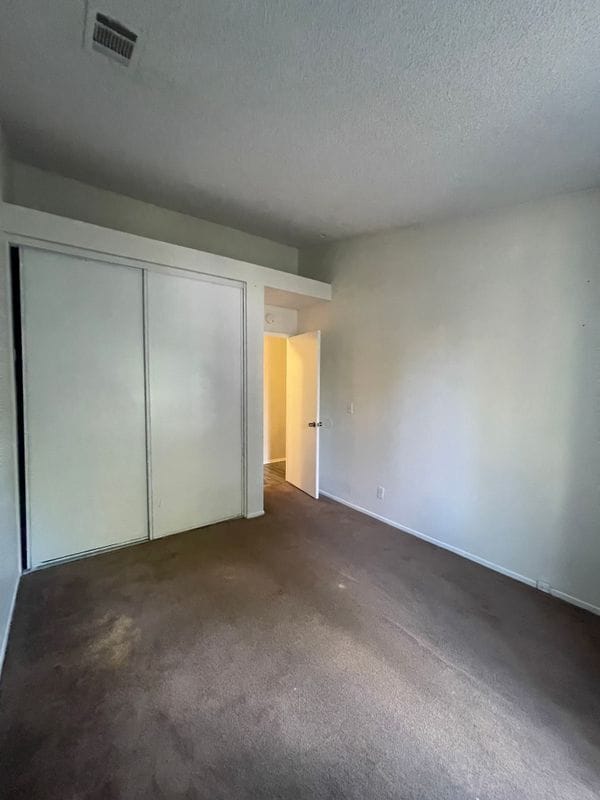 Building Photo - 3736 Eclipse Dr