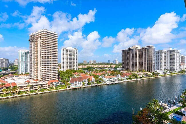 Building Photo - 19390 Collins Ave