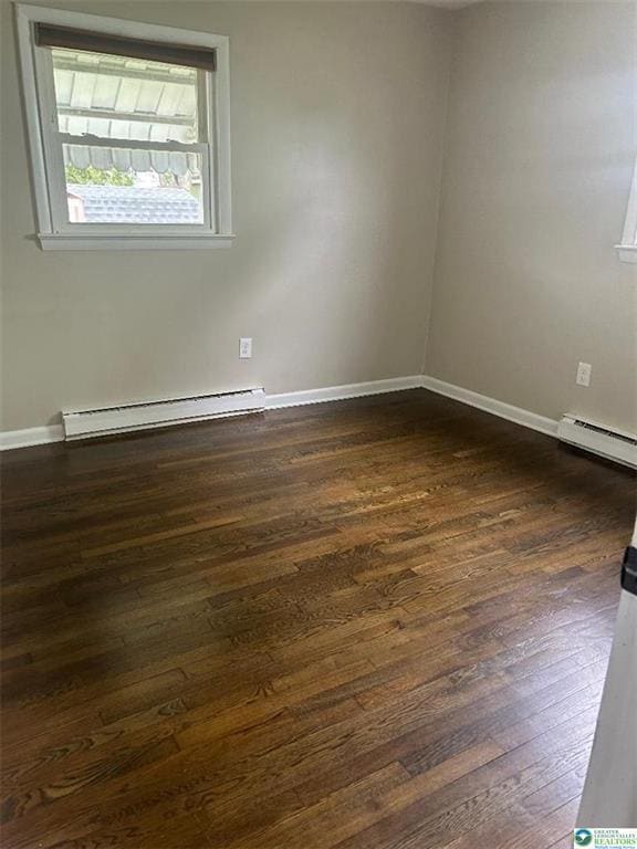 Building Photo - 858 N Van Buren St