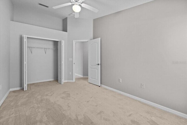 Building Photo - 3961 Hampton Hills Dr