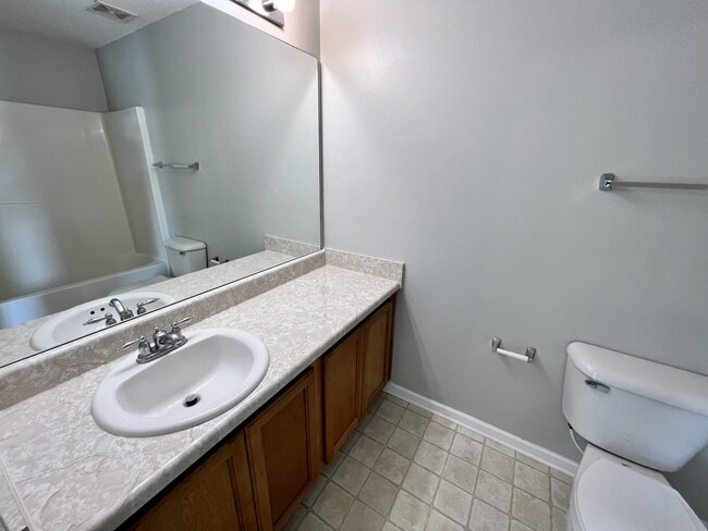 Building Photo - 280 Swaying Pine Ct