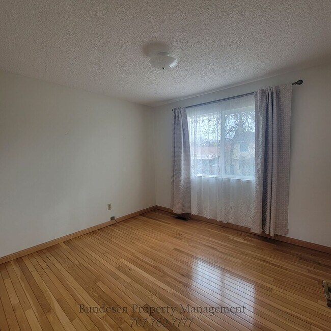 Building Photo - 1732 Moclips Dr