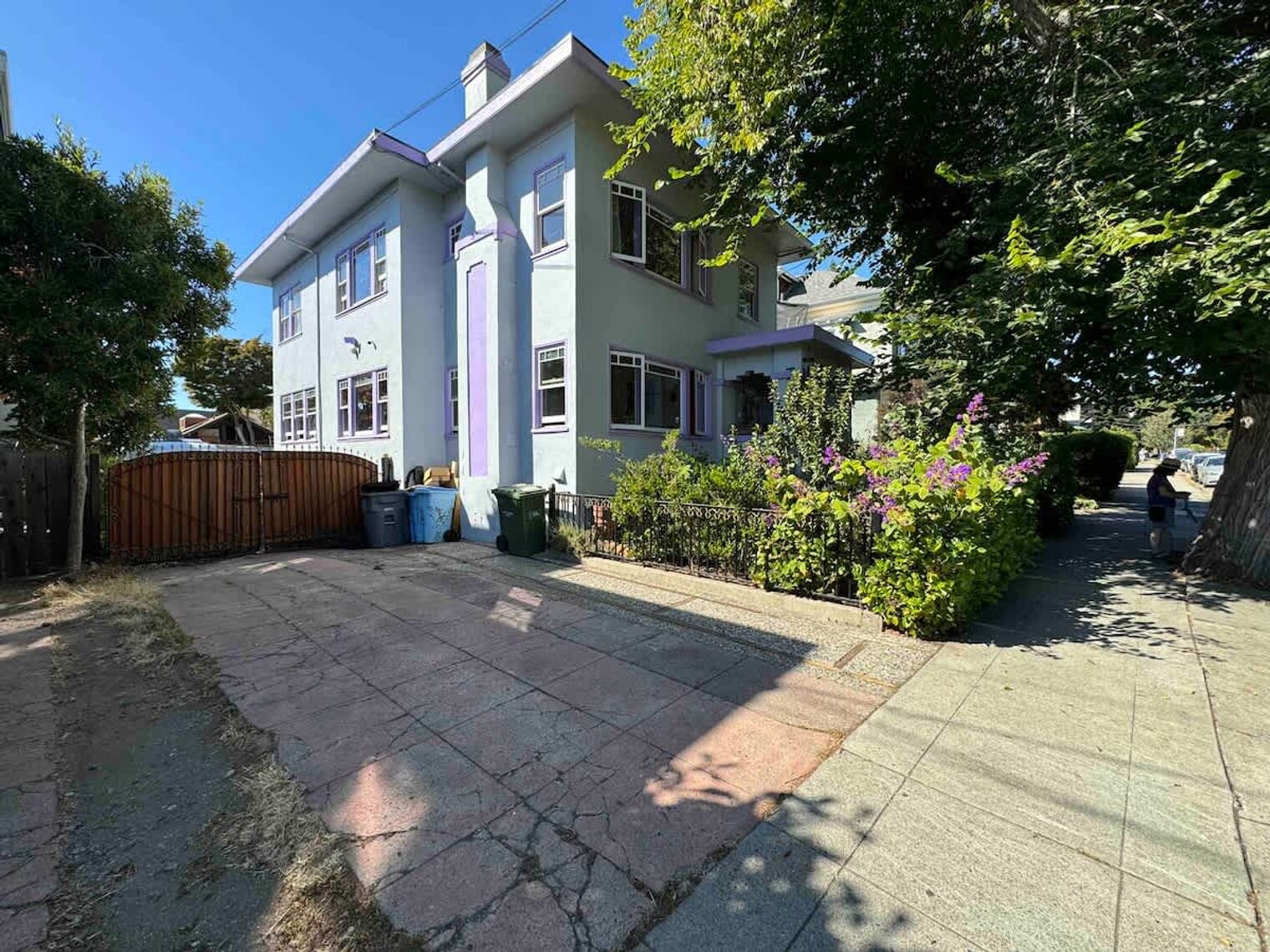 Building Photo - 3148 College Ave