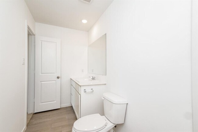 Building Photo - 12508 Huntington Rdg Wy