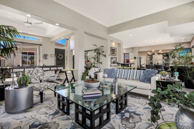 Building Photo - 860 Mission Creek Dr