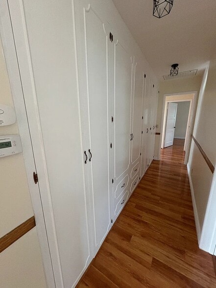 Building Photo - 1843 Santa Fe Ave