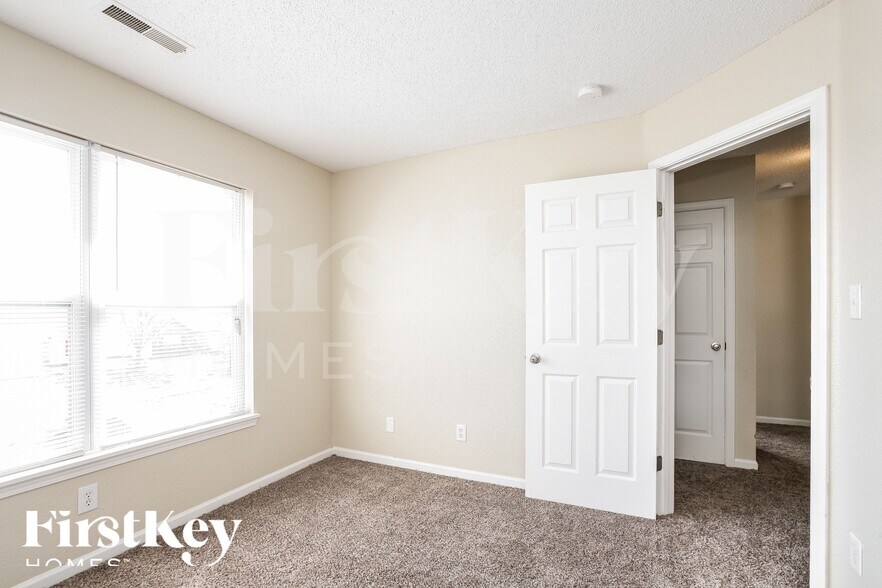 Building Photo - 1412 Egret Ln