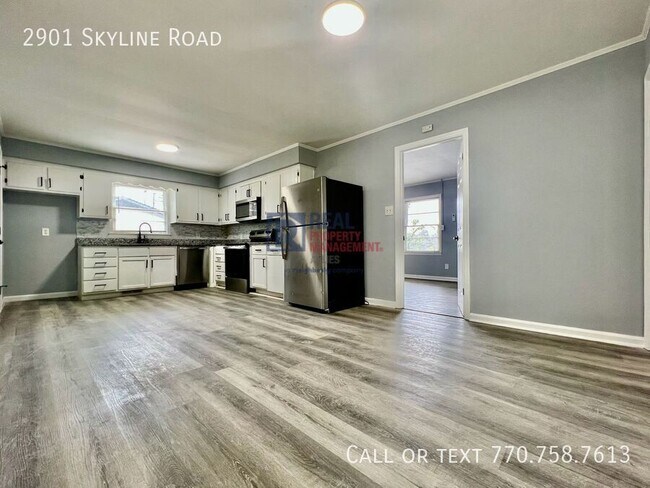 Building Photo - 2901 Skyline Rd