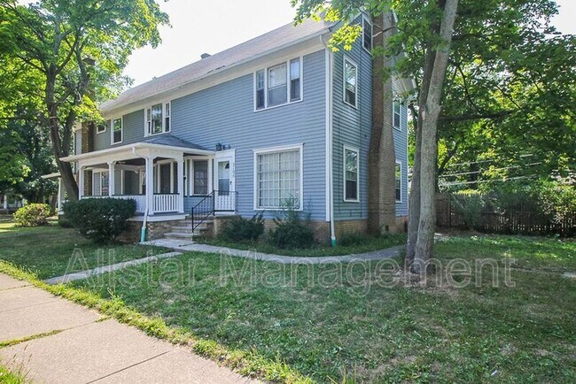 Building Photo - 2100 Cottage Grove Ave