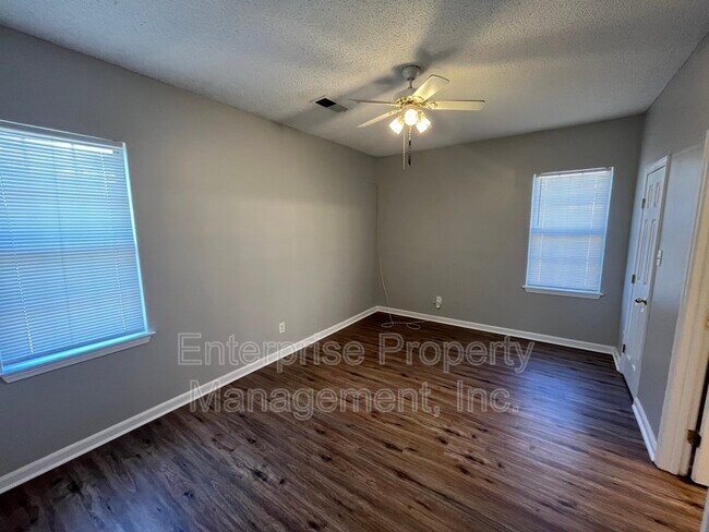 Building Photo - 3935 Autumn Harvest Ln