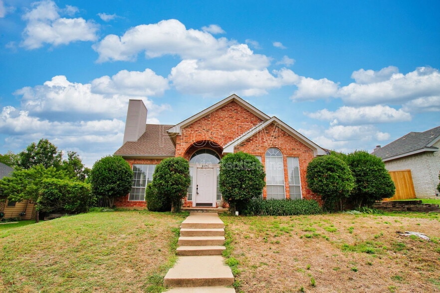 Building Photo - 8435 Creekside Cir