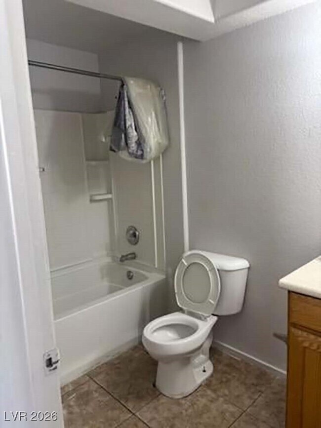 Building Photo - 231 W Philadelphia Ave