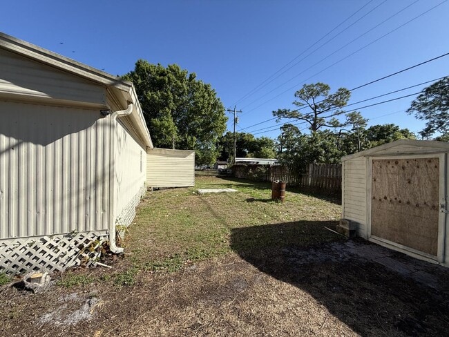 Building Photo - 8135 Tolles Dr