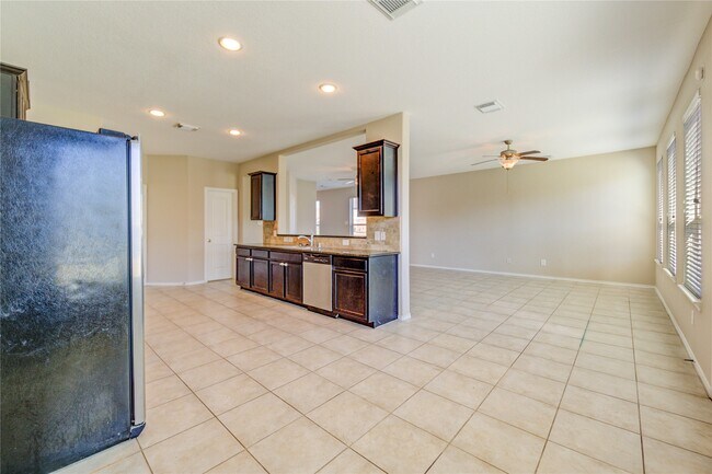 Building Photo - 3634 Goldleaf Trail Dr