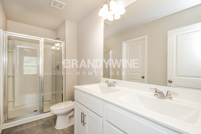 Building Photo - 211 Crestview Wy