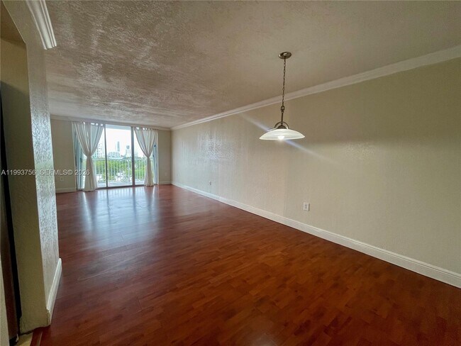 Building Photo - 2851 NE 183rd St