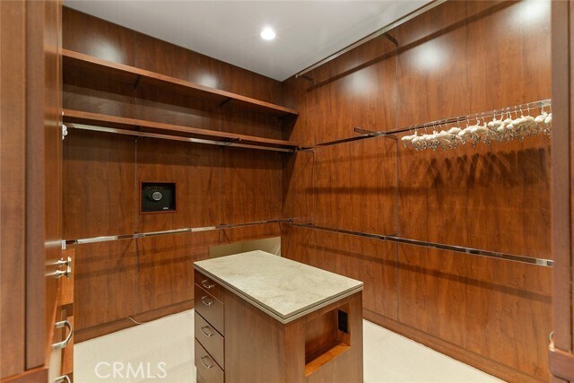 Building Photo - 1119 Emerald Bay
