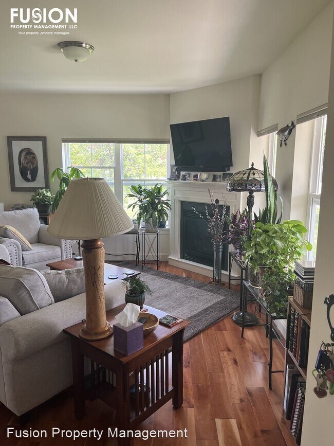 Building Photo - 2 br, 2.5 bath House - 125 Rye Circle