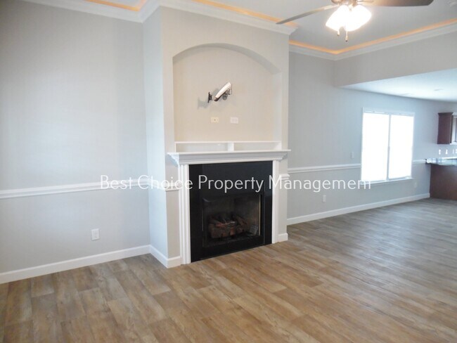 Building Photo - 1386 Romany Ct