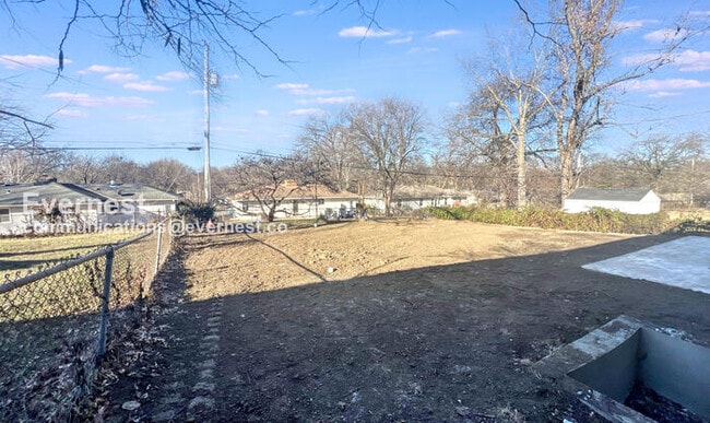 Building Photo - 7624 Nall Ave