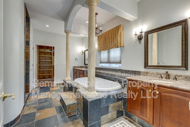 Building Photo - 756 Rolling Fork Dr