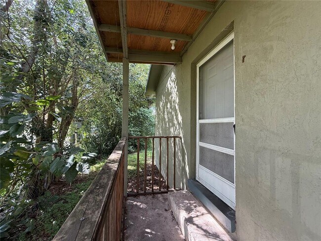 Building Photo - 1223 Ave L