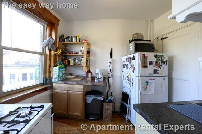 Building Photo - 99 Hancock St