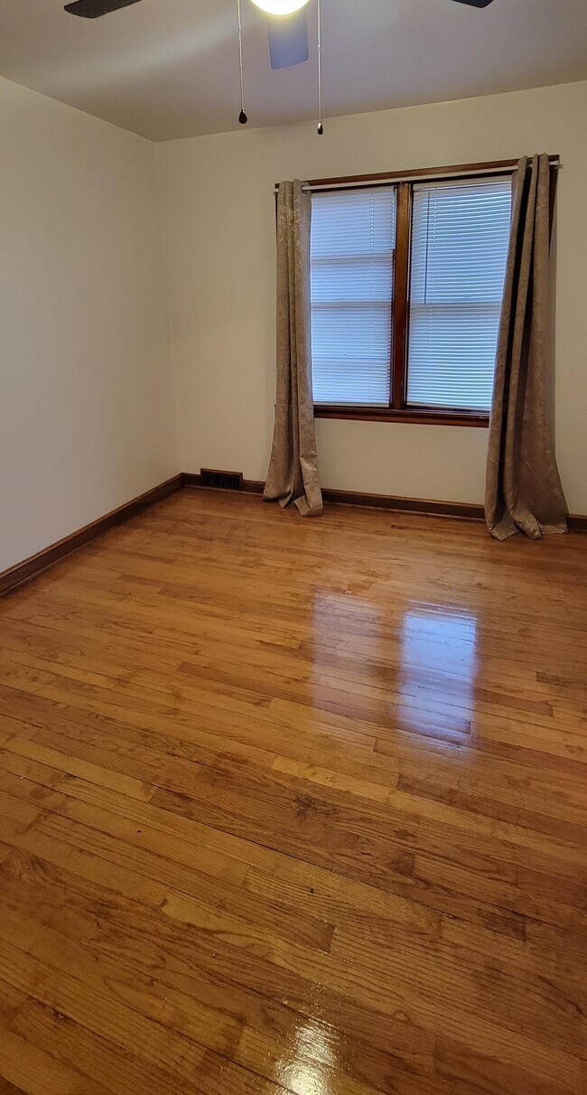 1st Bedroom - 3948 N 44th St