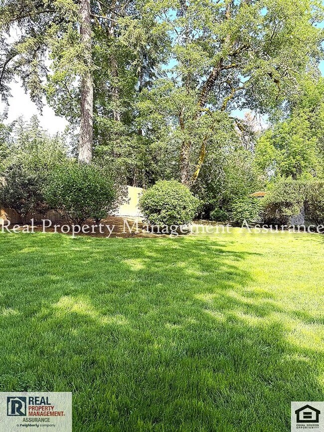 Building Photo - 3260 Arbor Dr