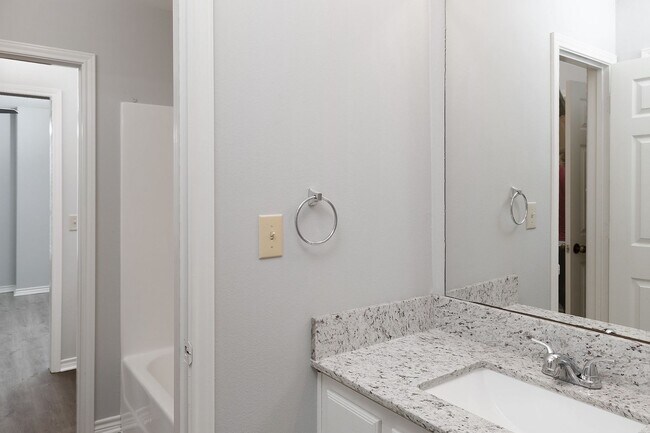 Building Photo - College Station home with stalls and arena on site!