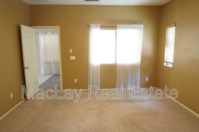 Building Photo - 18337 N Soft Wind Dr
