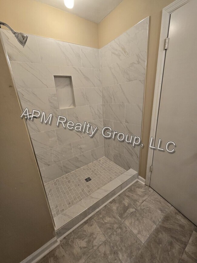 Building Photo - Harbison Community family home