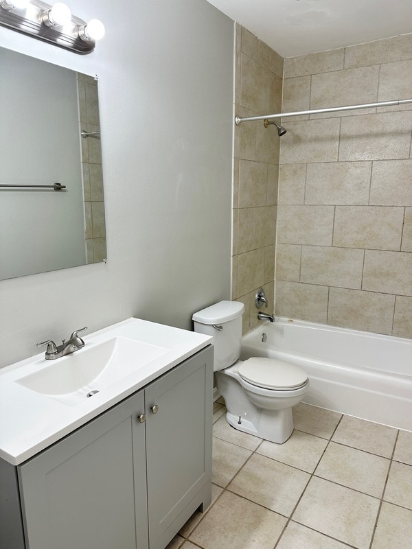 Building Photo - 8656 84th Ct