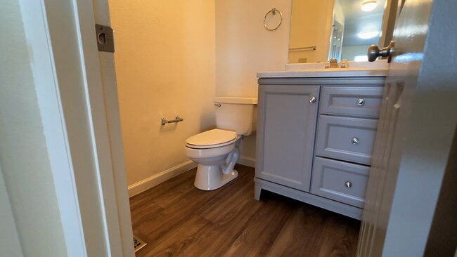 Building Photo - 962 Red Cloud Ct