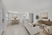 Building Photo - 810 SW 12th Pl