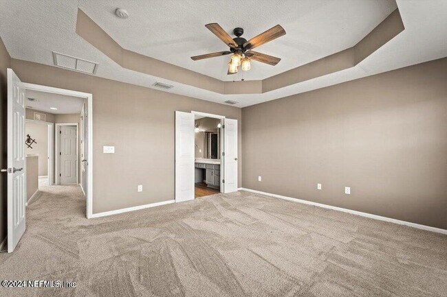 Building Photo - 6332 Autumn Berry Cir