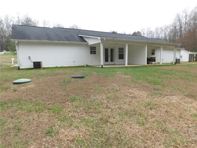 Building Photo - 60 Copper Creek Dr