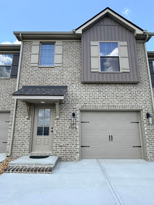 Building Photo - 8966 Keenberg Ln