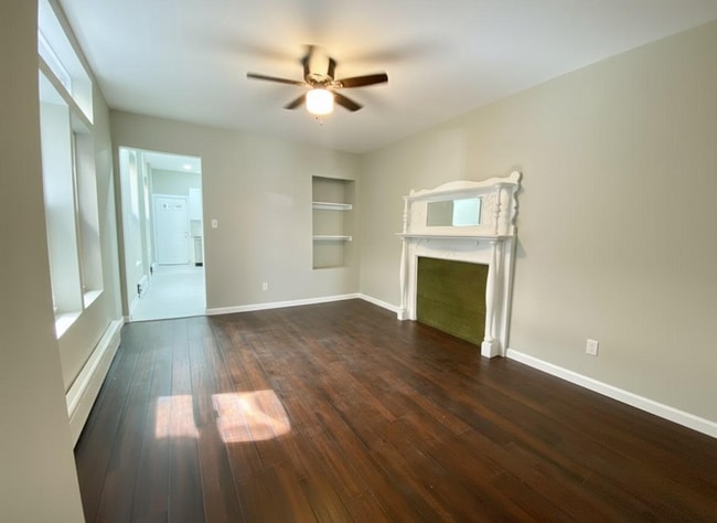 Building Photo - 929 N 43rd St