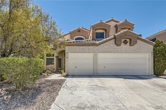 Building Photo - 2109 Club Meadows Dr