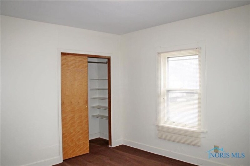 Building Photo - 343 N Grove St