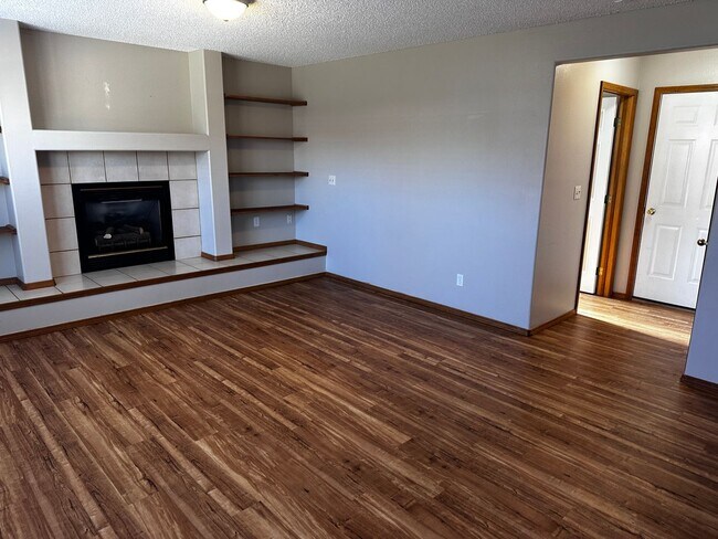 Building Photo - 8065 Interlaken Dr