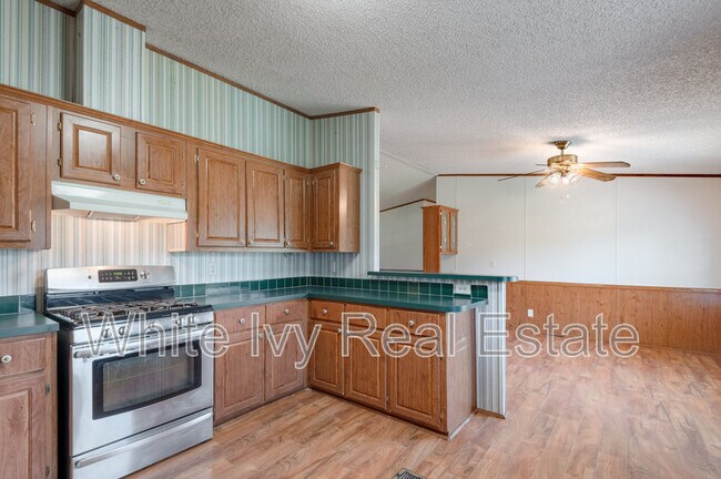 Building Photo - 37 -A Riverside Ln